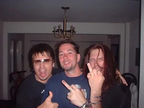 2002