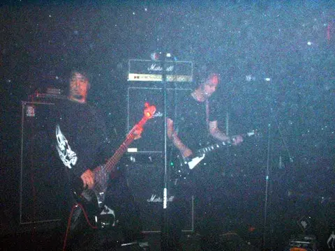 2002